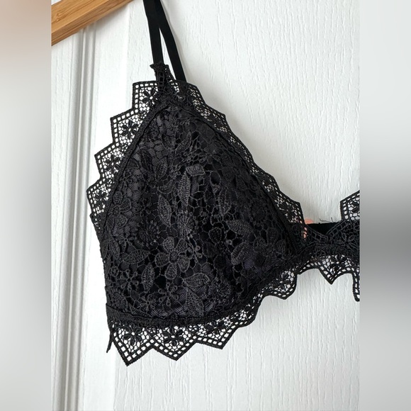 NWT aerie Lace Bralette - Picture 2 of 7